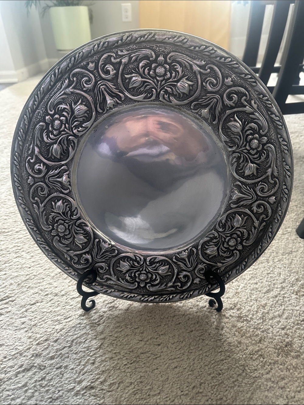 Wilton Armetale Wm & Mary MD RD TR Platter